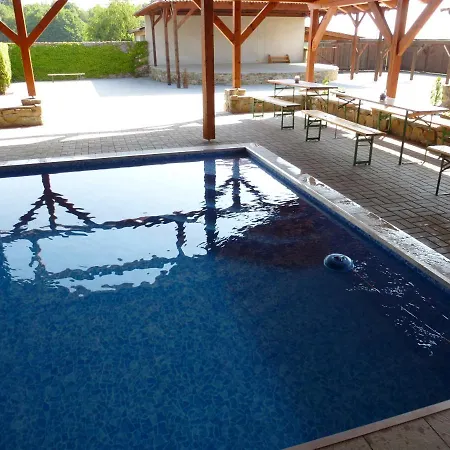 Inn Restaurace Vraz